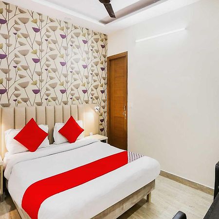 Hotel O Hotel Paradise Indraprastha 外观 照片