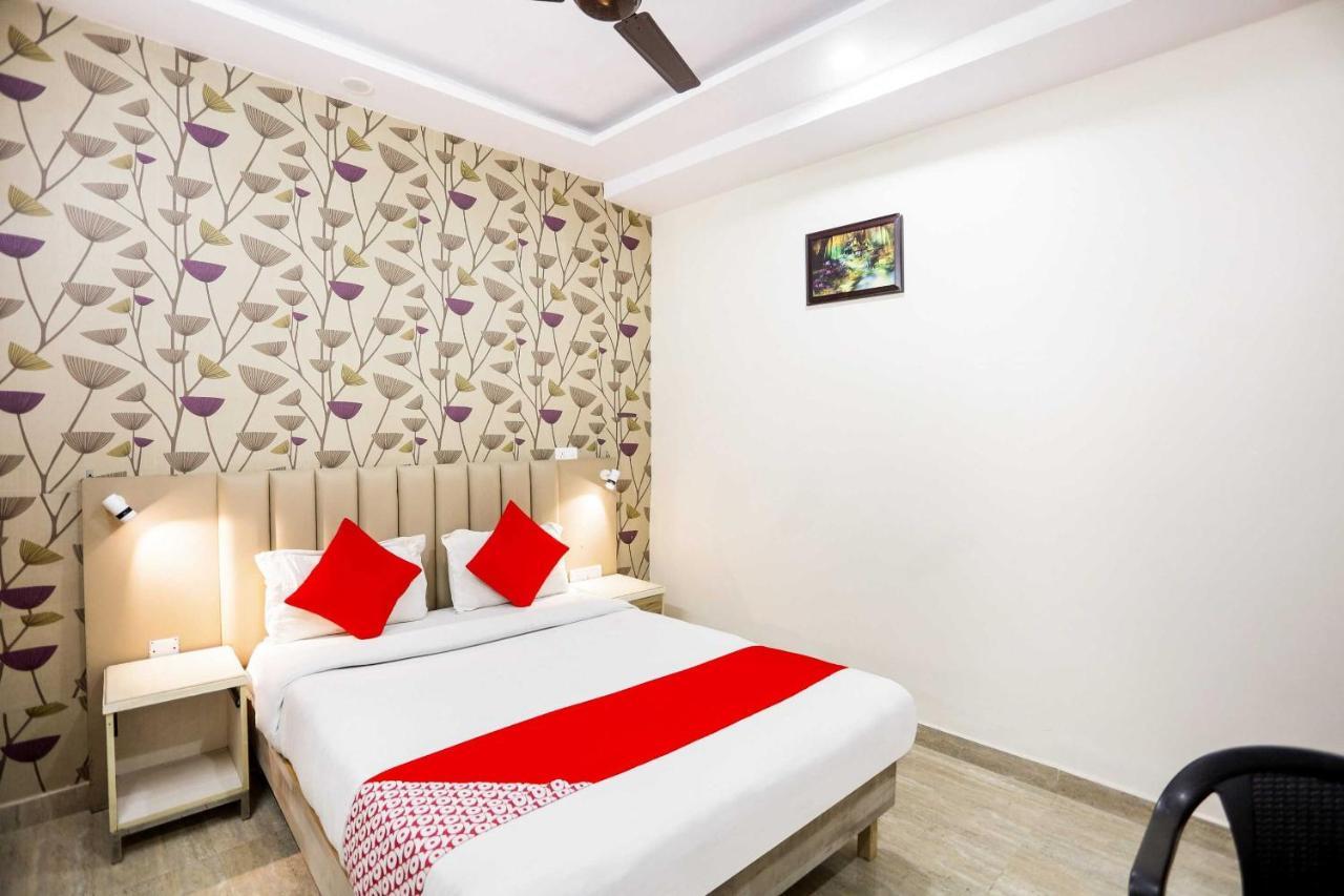 Hotel O Hotel Paradise Indraprastha 外观 照片