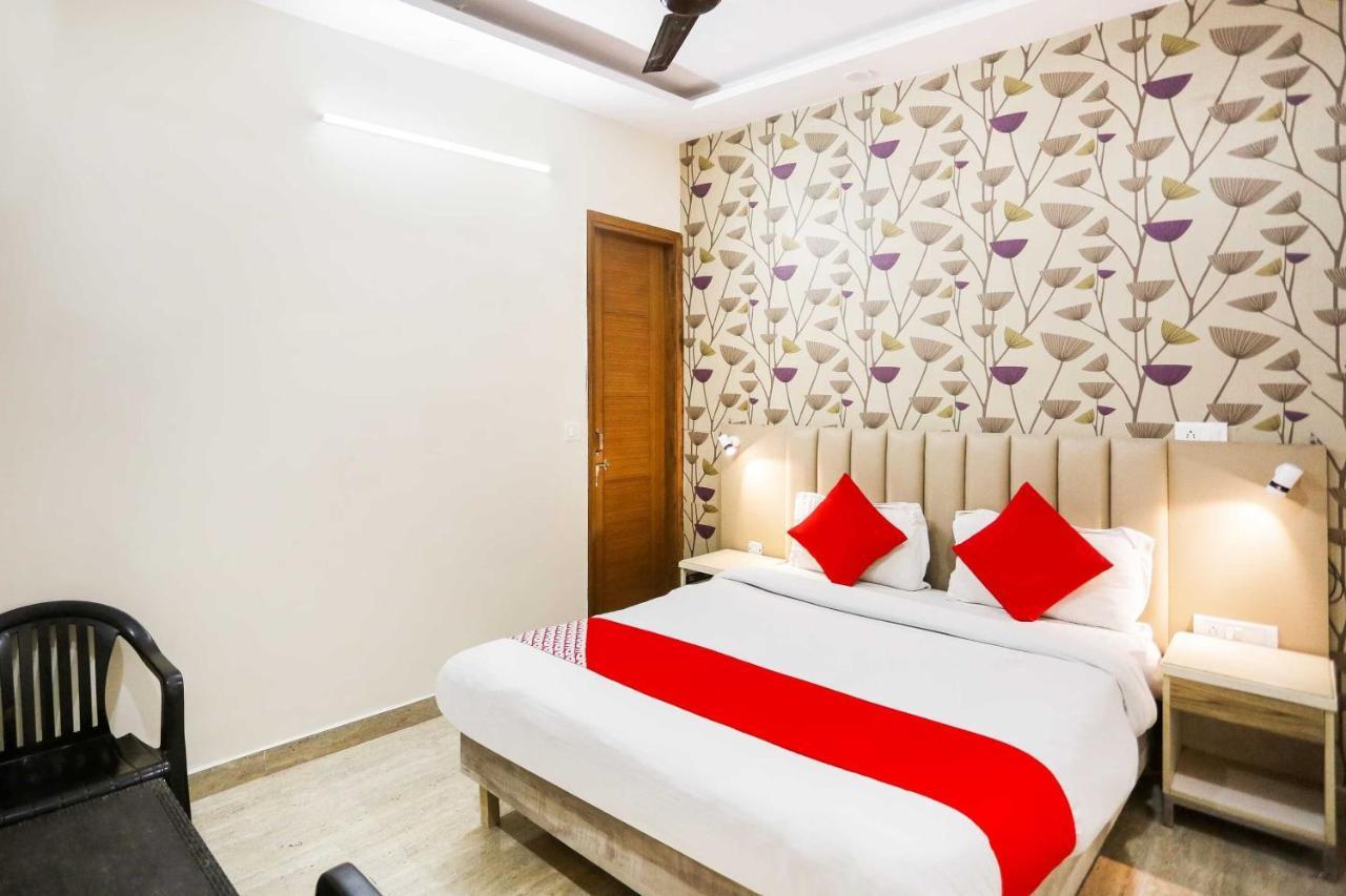 Hotel O Hotel Paradise Indraprastha 外观 照片